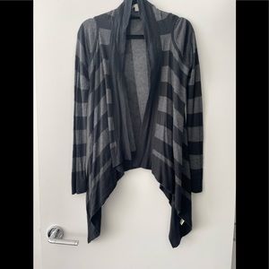 BLACK AND GREY STRIPED SWEATER